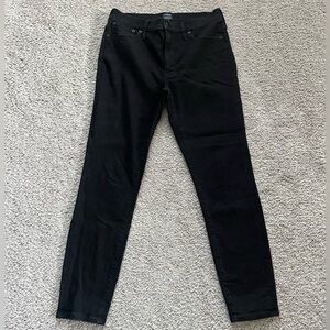 J Crew 9” Mid-Rise Skinny Jeans in Black